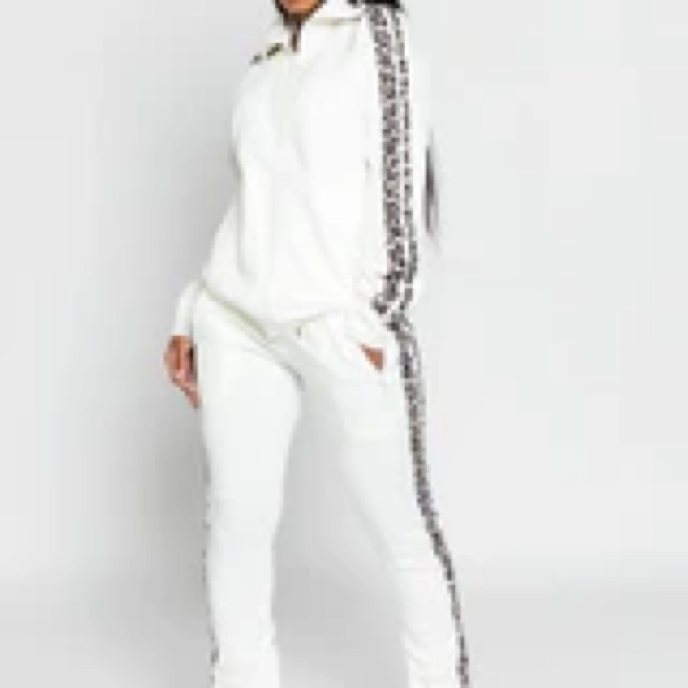 "Her Favorite" Los Angeles Women's Wild Style Jogging Set